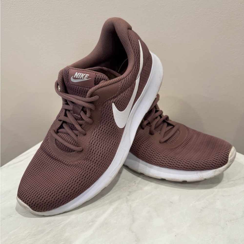 Nike Women’s Sneakers Mauve Brown with White Swoosh